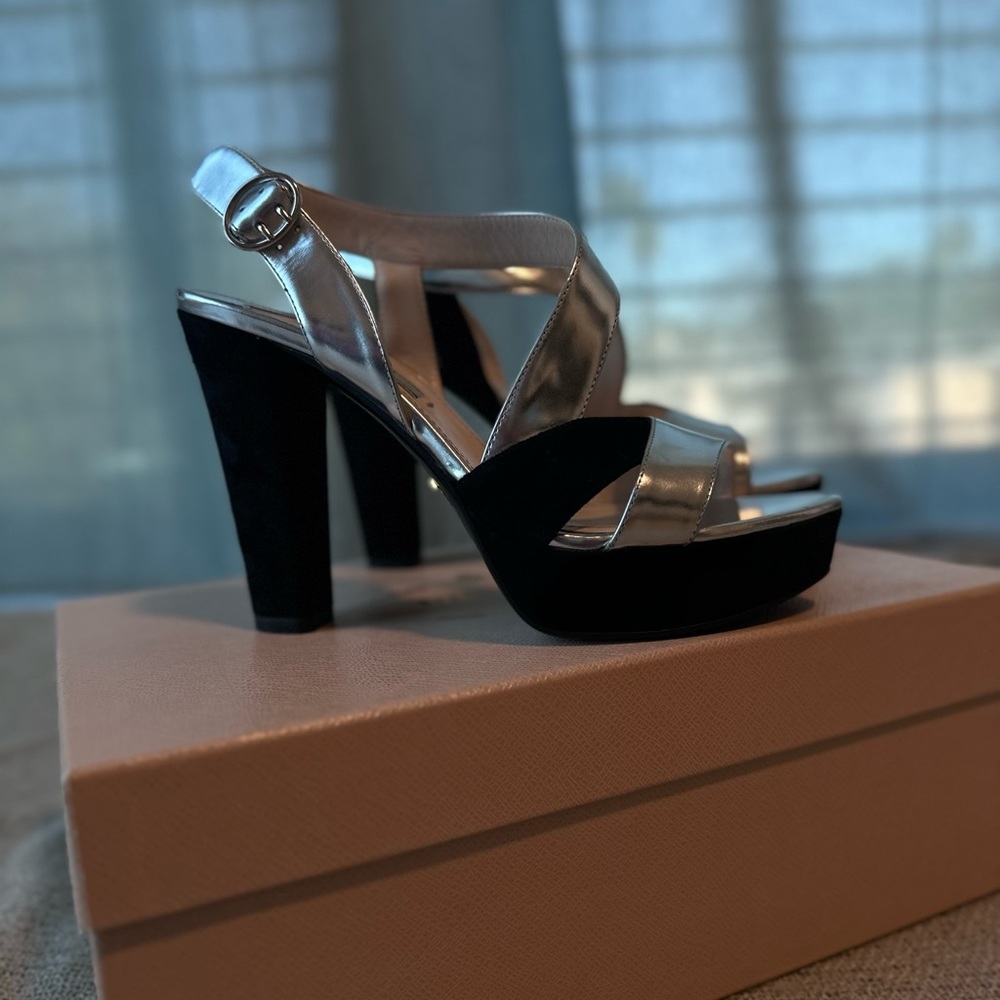 Prada Women's Metallic Leather velvet Platform Sandals, size US 5.5 UE 36.